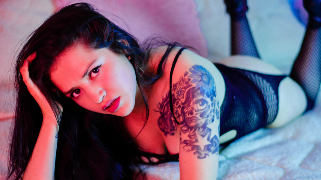  online at GirlsOfJasmin