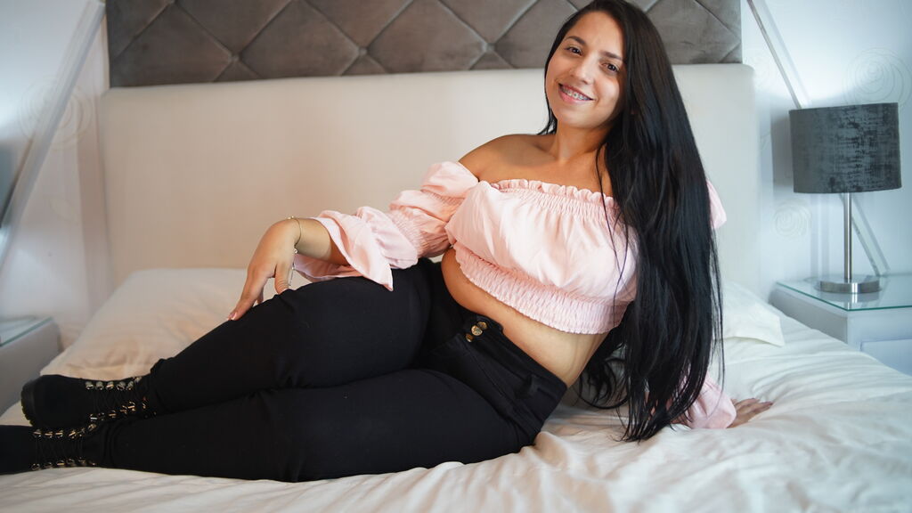  online at GirlsOfJasmin