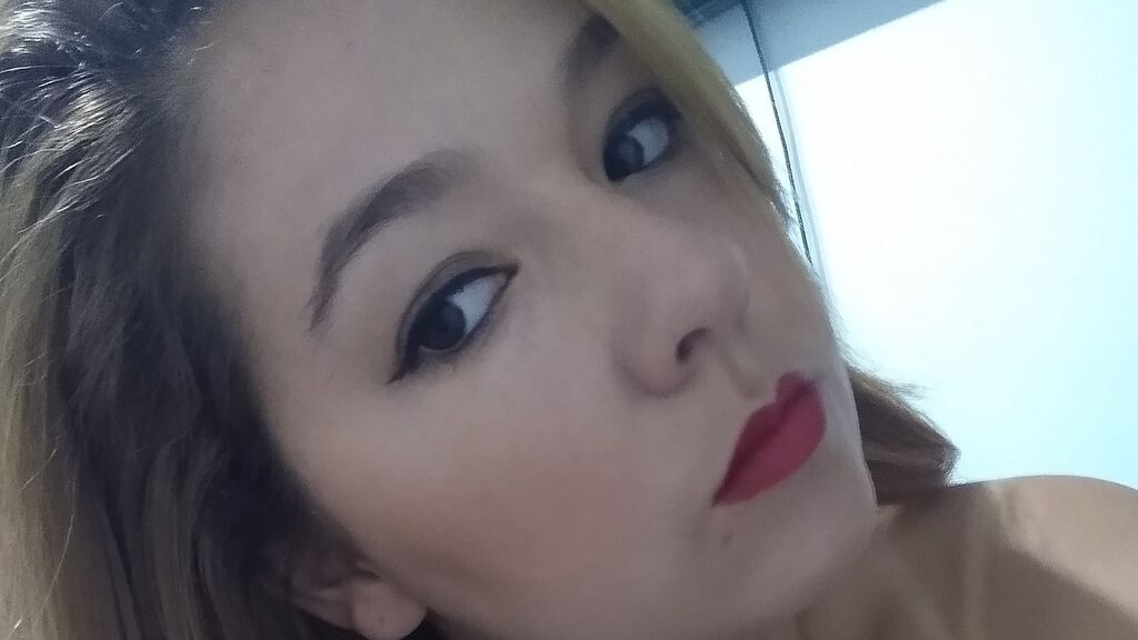  online at GirlsOfJasmin