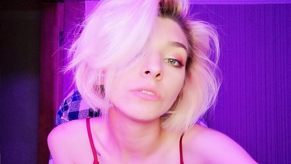 DiliaHall online on GirlsOfJasmin