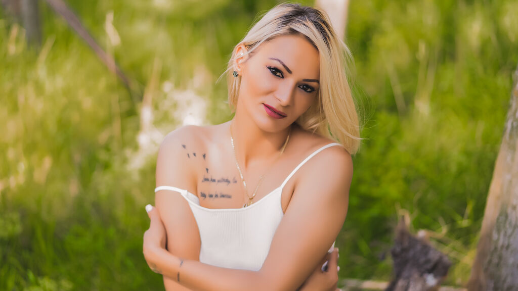  online at GirlsOfJasmin