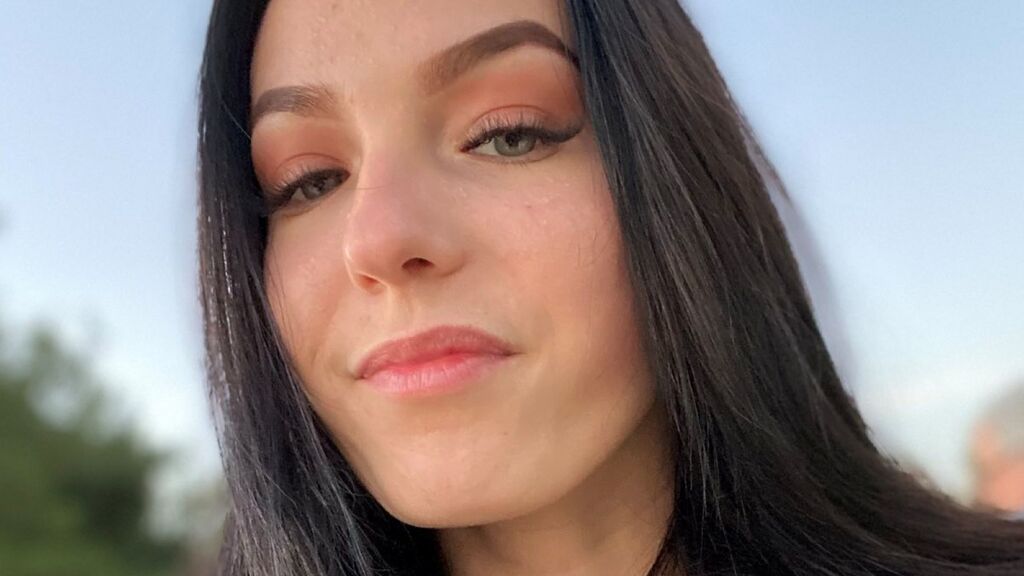 SophieBrye online on GirlsOfJasmin