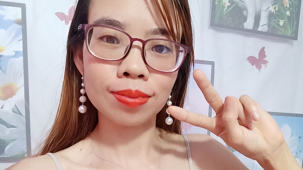  online at GirlsOfJasmin