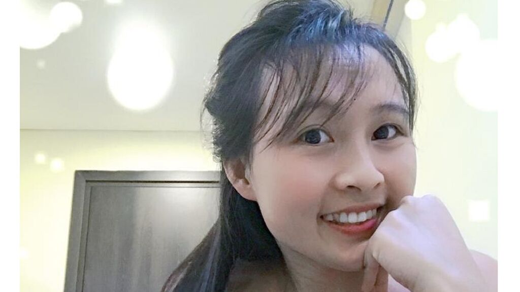  online at GirlsOfJasmin