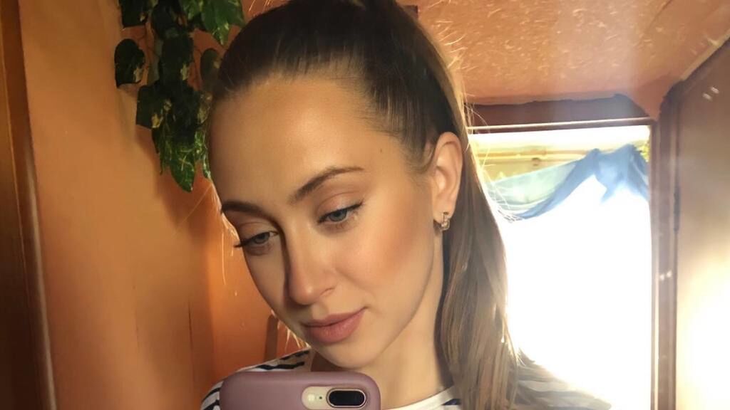 CarolinaDevies online on GirlsOfJasmin