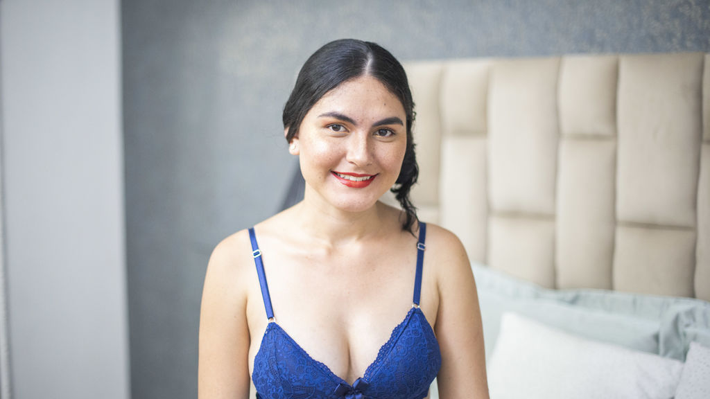  online at GirlsOfJasmin