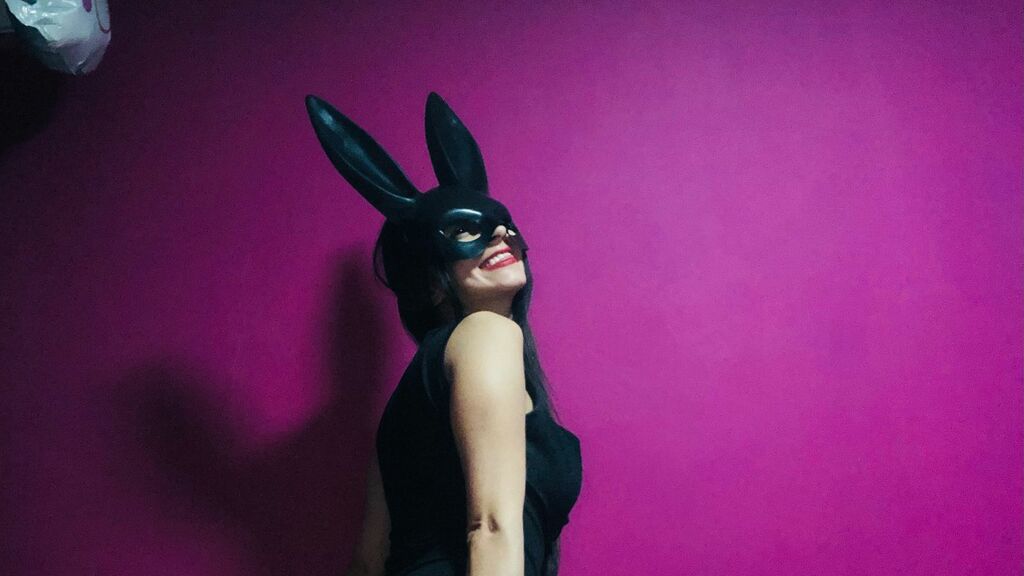  online at GirlsOfJasmin
