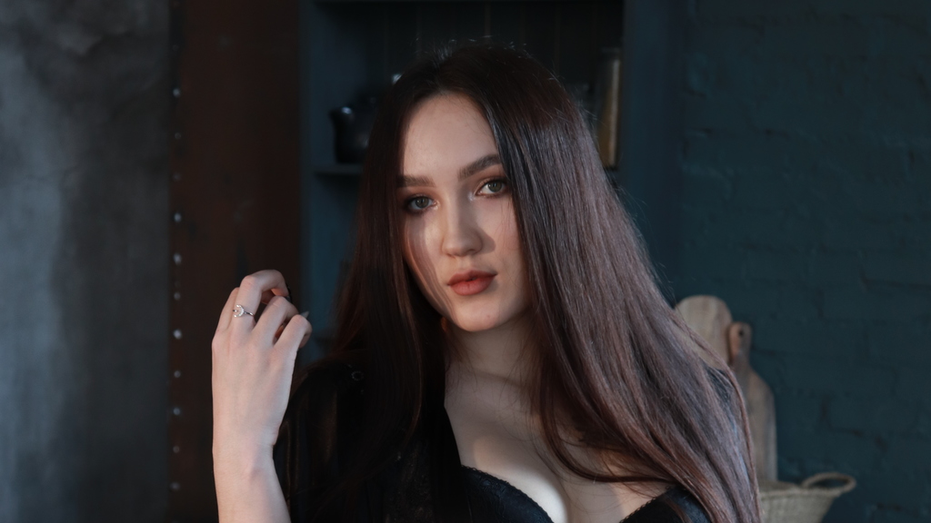  online at GirlsOfJasmin